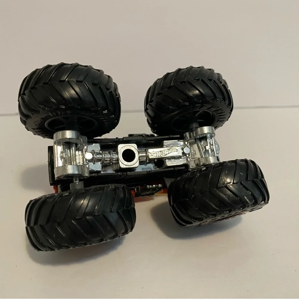 NFS - Picture 4 of 5